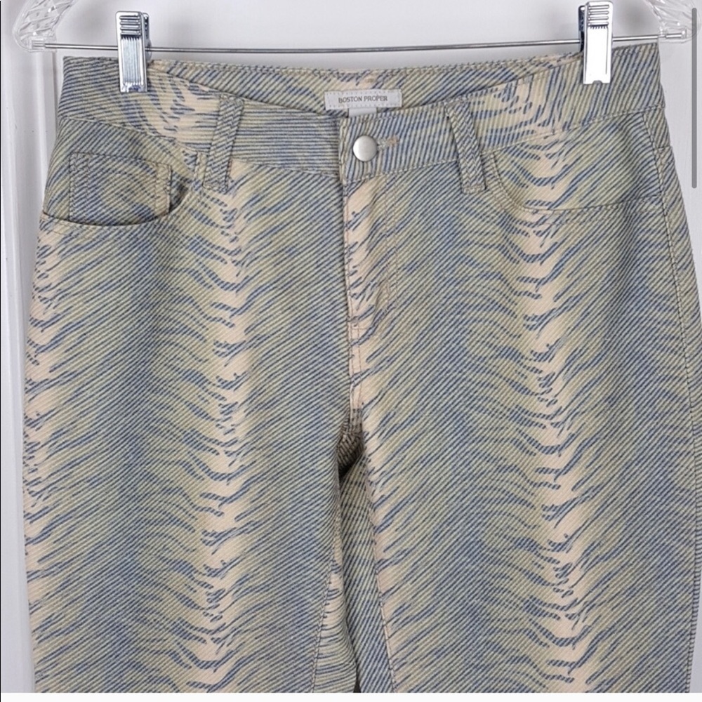BOSTON PROPER Skinny Jeans Animal Print, Cream, Blue, Sage, Size: 4, EUC
